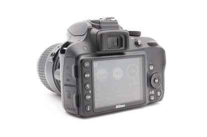 Nikon D3300 Digitalkamera Kamera DSLR + AF-S DX 18-55mm G II Lens - Refurbished