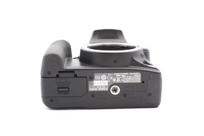 Canon EOS 1000D Digitalkamera Spiegelreflex Kamera + EF-S 18-55mm II Refurbished