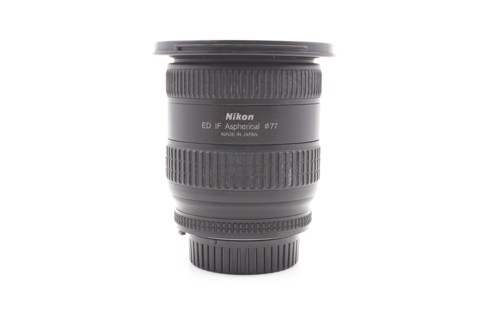 Nikon AF Nikkor 18-35mm 3.5-4.5 D ED Weitwinkel Vollformat F-Mount | Refurbished