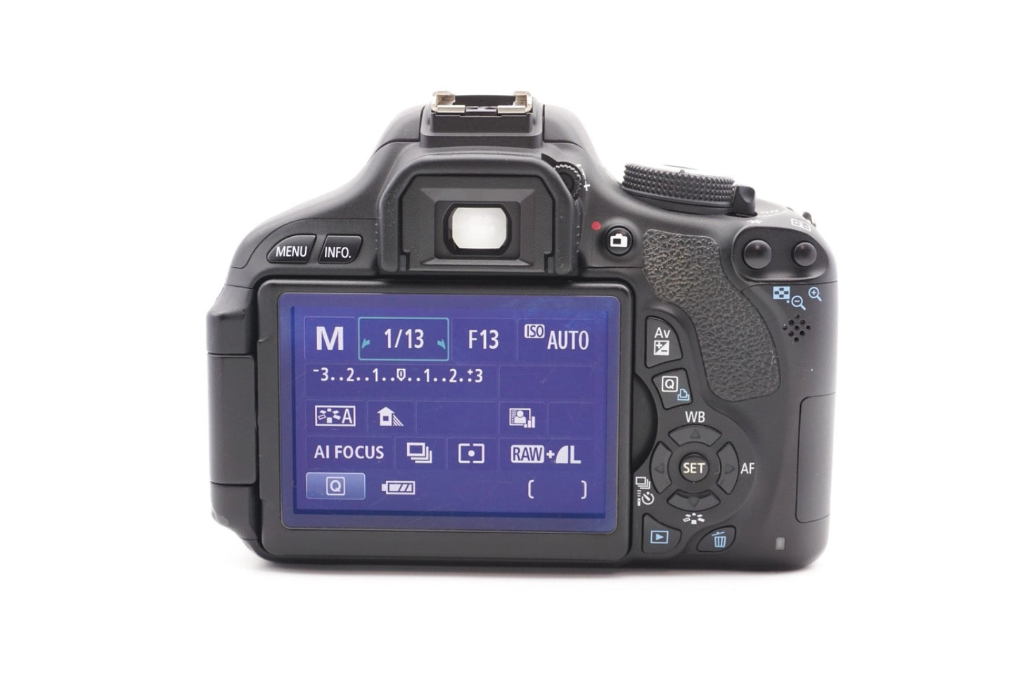 Canon EOS 600D Digitalkamera Kamera + EF-S 18-55mm IS II Objektiv | Refurbished