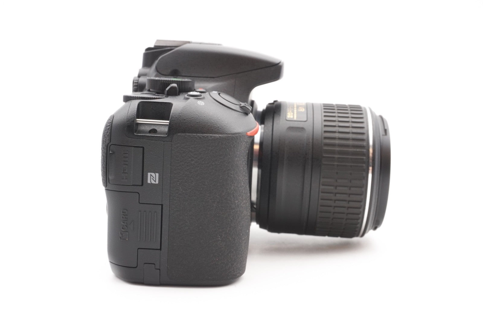 Nikon D5600 DSLR Digitalkamera Kamera Kit 18-55mm Objektiv – Refurbished