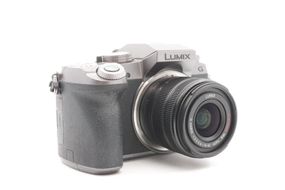 Panasonic Lumix G70 + 14-42mm Kit Systemkamera DSLM 16MP 4K Silber | Refurbished