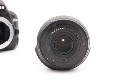 Nikon D3100 Digitalkamera Kamera DSLR + AF-S DX 18-55mm G VR Kit | Refurbished