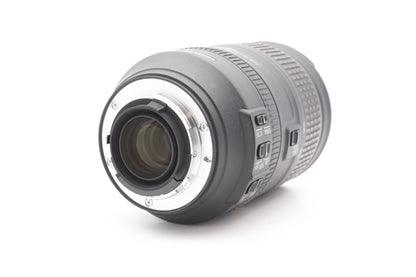 Nikon AF-S 28-300mm F3.5-5.6 G ED VR Tele Zoomobjektiv für Nikon F – Refurbished