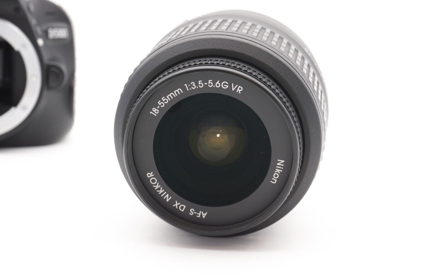 Nikon D5100 Digitalkamera Kamera DSLR + AF-S 18-55mm G VR Objektiv – Refurbished