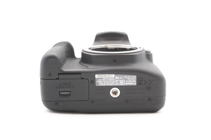 Canon EOS 2000D Digitalkamera + EF-S 18-55mm IS II Kamera DSLR | Refurbished