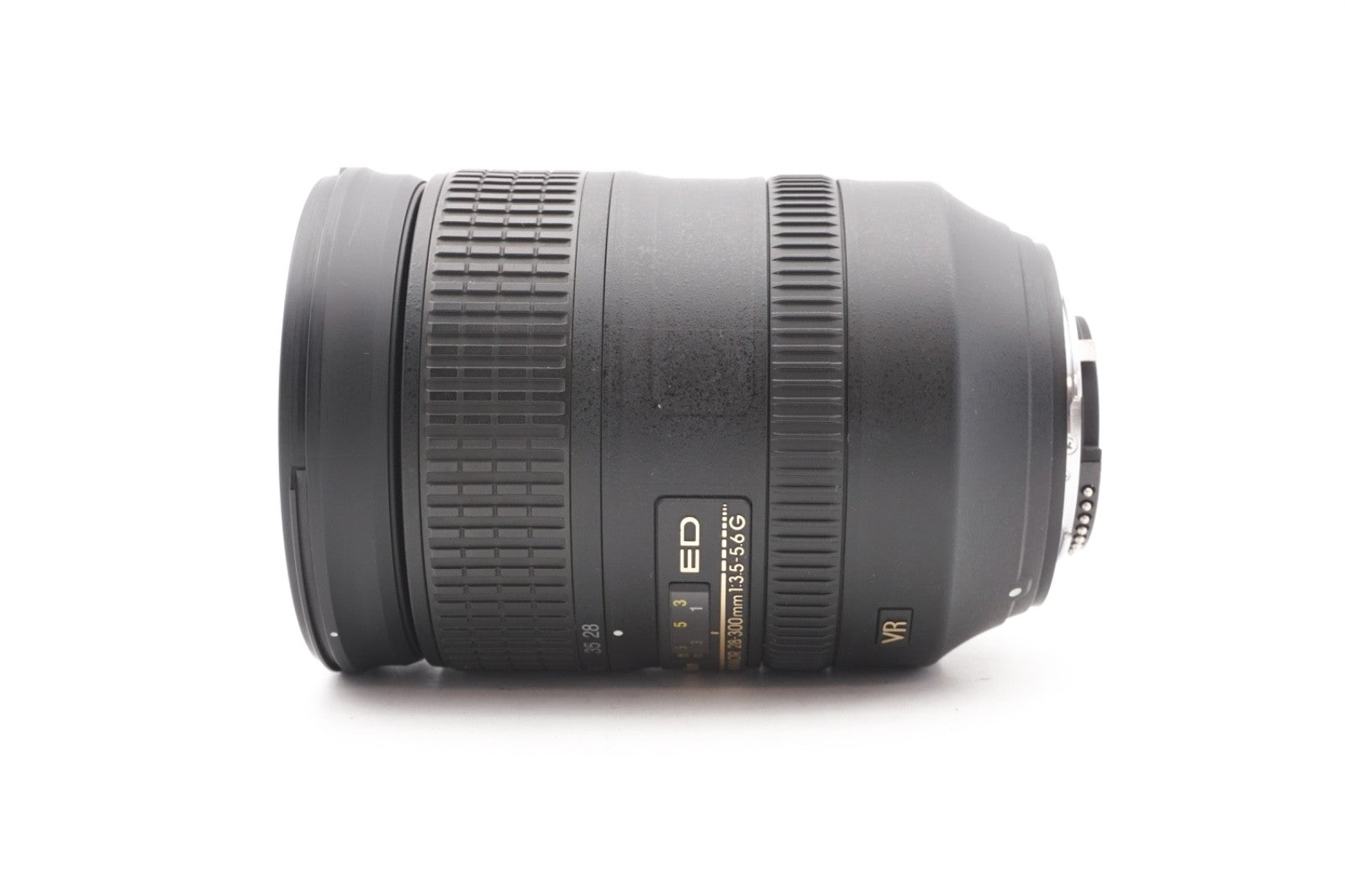 Nikon AF-S 28-300mm F3.5-5.6 G ED VR Tele Zoomobjektiv für Nikon F – Refurbished