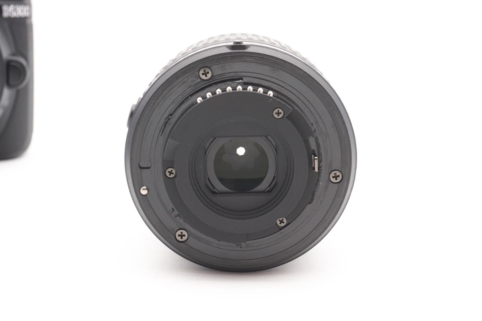 Nikon D5300 Digitalkamera Spiegelreflex Kamera + AF-P 18-55mm G VR – Refurbished