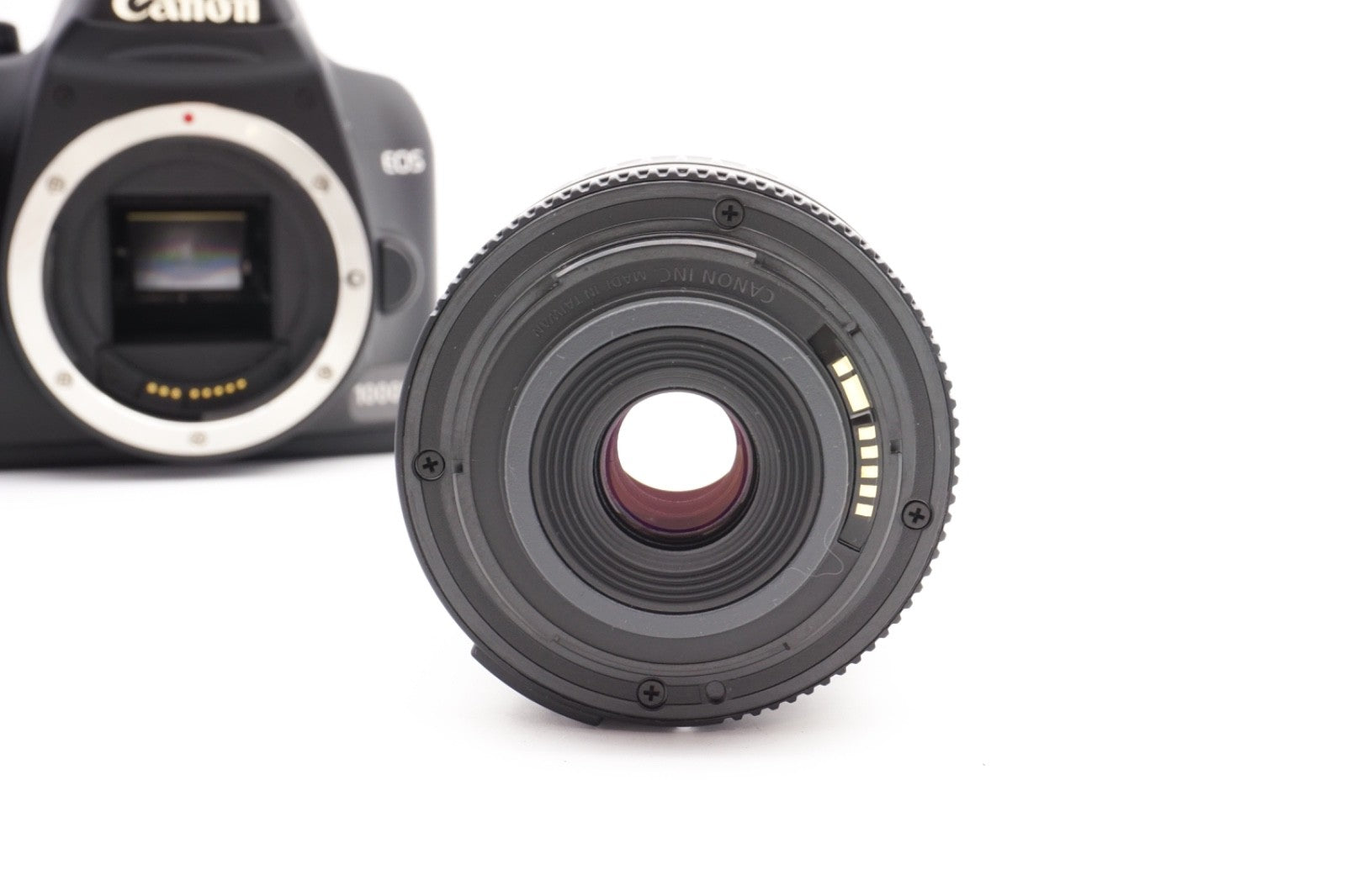 Canon EOS 1000D Digitalkamera Spiegelreflex Kamera + EF-S 18-55mm II Refurbished