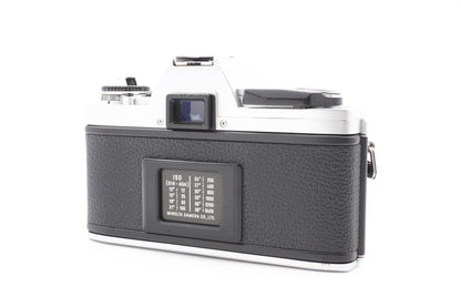 Minolta X-300 Kamera + 50mm Objektiv analoge Spiegelreflexkamera SLR - Gewartet