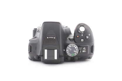 Nikon D5300 Digitalkamera Spiegelreflex Kamera + AF-P 18-55mm G VR – Refurbished