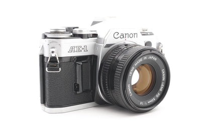 Canon AE-1 Kamera + 50mm Objektiv analoge Spiegelreflexkamera SLR - Gewartet