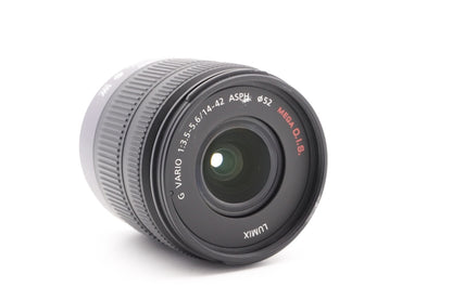 Panasonic Lumix G Vario 14-42mm 3.5-5.6 ASPH. Mega O.I.S. MFT – Refurbished