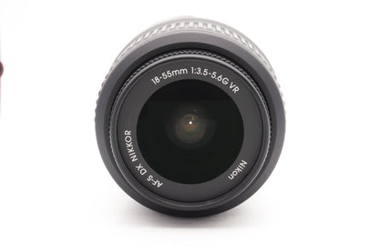 Nikon D3200 Digitalkamera Spiegelreflexkamera DSLR + AF-S 18-55mm - Refurbished