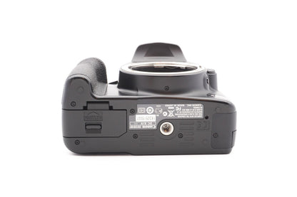 Canon EOS 450D DSLR Digitalkamera Kamera Kit 18-55mm IS Objektiv – Refurbished