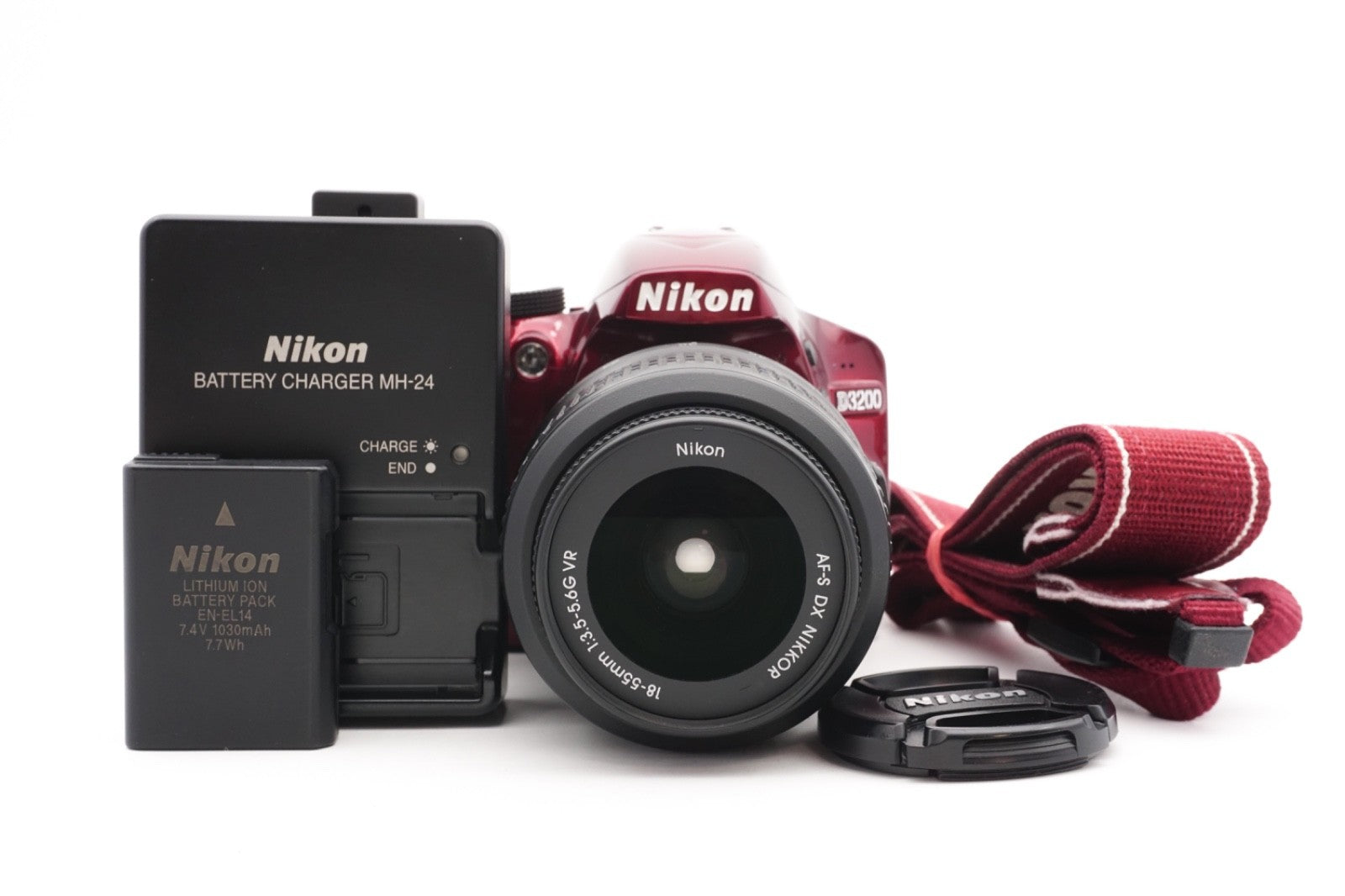 Nikon D3200 Digitalkamera Spiegelreflexkamera DSLR + AF-S 18-55mm - Refurbished