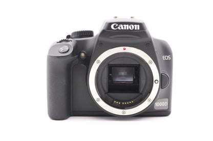 Canon EOS 1000D Digitalkamera Spiegelreflex Kamera + EF-S 18-55mm II Refurbished