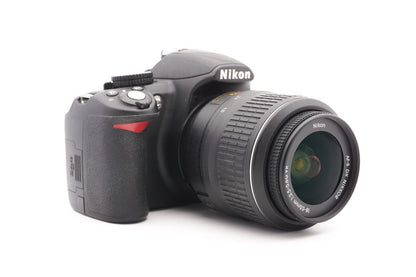 Nikon D3100 Digitalkamera Kamera DSLR + AF-S DX 18-55mm G VR Kit | Refurbished