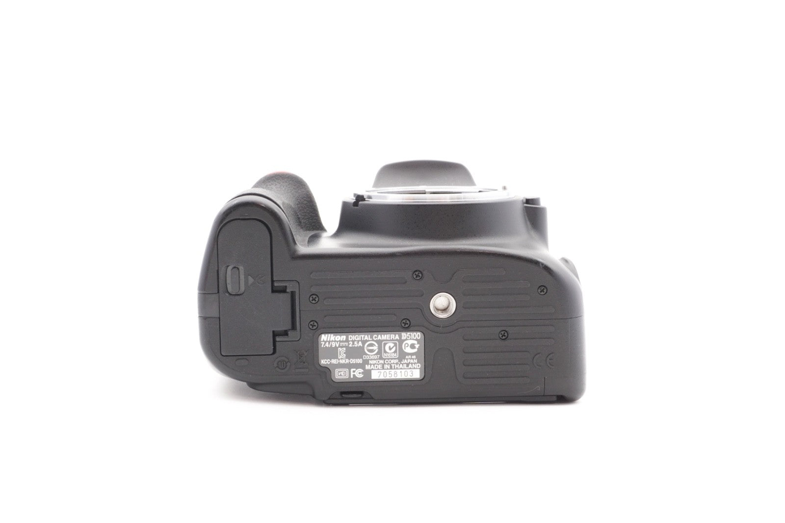 Nikon D5100 Digitalkamera Kamera DSLR + AF-S 18-105mm Objektiv – Refurbished