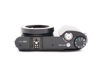 Samsung NX1000 Digitalkamera Kamera Systemkamera + 20-50mm Kit | Refurbished