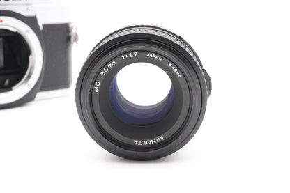 Minolta X-300 Kamera + 50mm Objektiv analoge Spiegelreflexkamera SLR - Gewartet