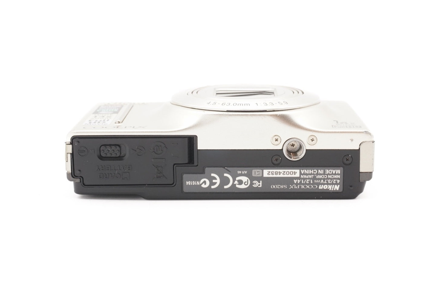 Nikon Coolpix S8200 Digitalkamera Kamera Kompaktkamera 14x Zoom - Refurbished