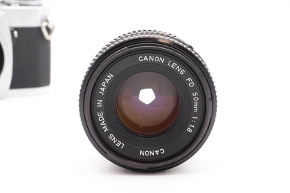 Canon AV-1 Kamera + 35mm Objektiv analoge Spiegelreflexkamera SLR - Gewartet