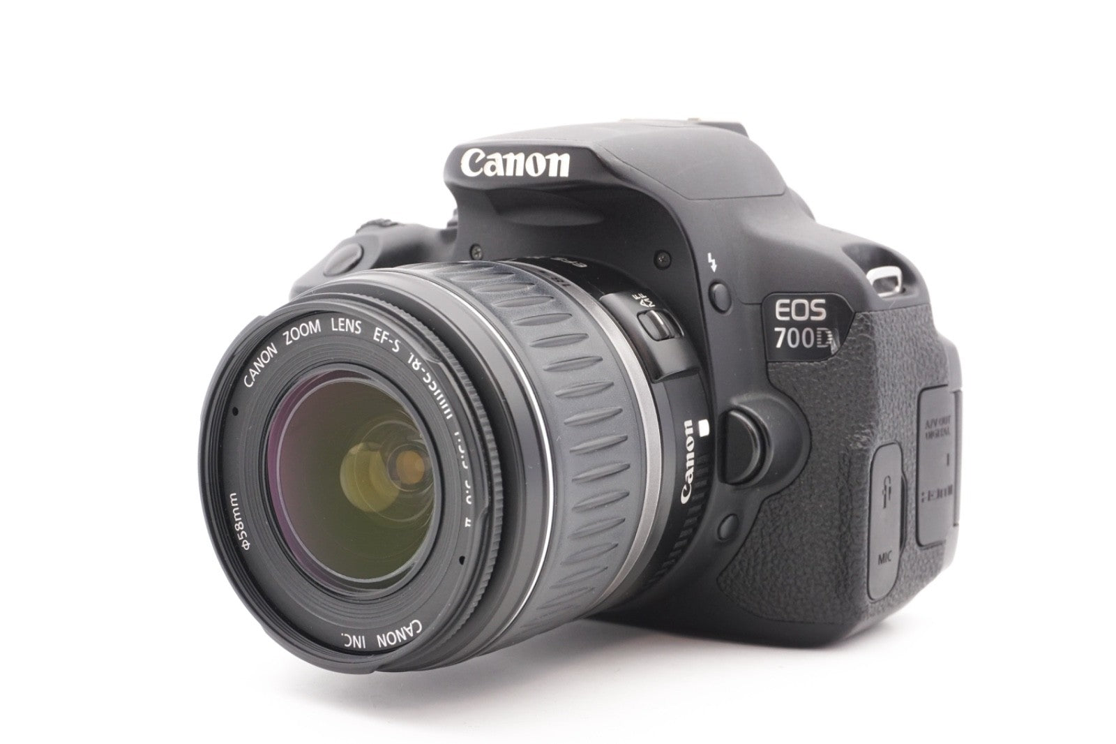 Canon EOS 700D Digitalkamera DSLR Kamera + EF-S 18-55mm II Kit | Refurbished