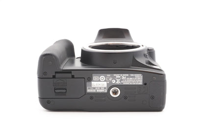 Canon EOS 1000D Digitalkamera + EF-S 18-55mm II Kamera Spiegelreflex Refurbished