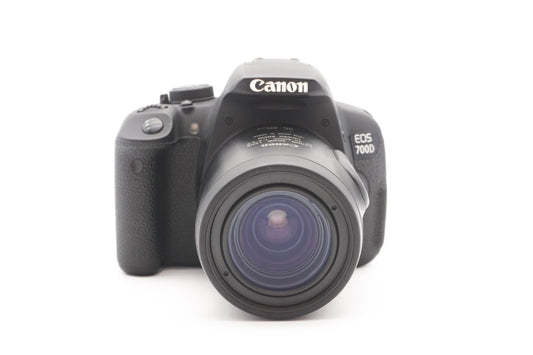 Canon EOS 700D Digitalkamera DSLR Kamera + EF 35-80mm Zoom Kit | Refurbished