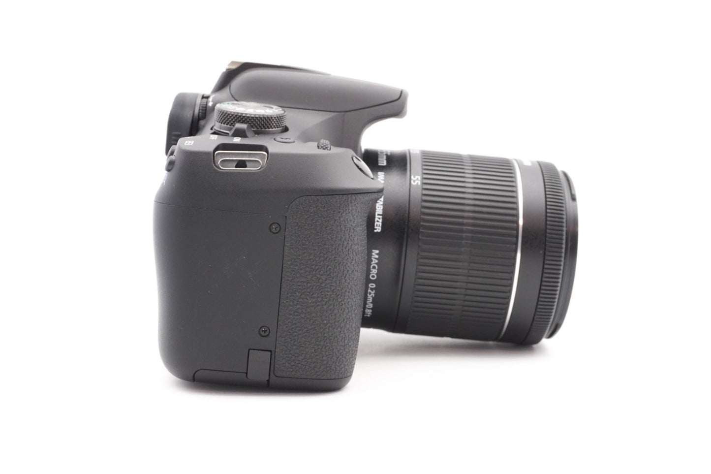Canon EOS 2000D Digitalkamera DSLR Kamera + EF-S 18-55mm IS STM | Refurbished