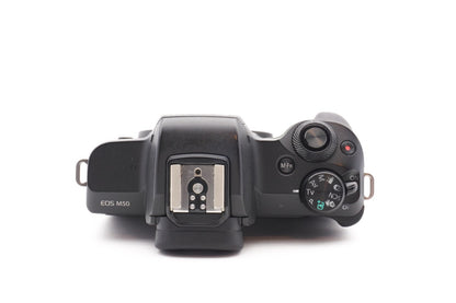 Canon EOS M50 Digitalkamera Systemkamera Kamera + EF-M 15-45mm STM – Refurbished