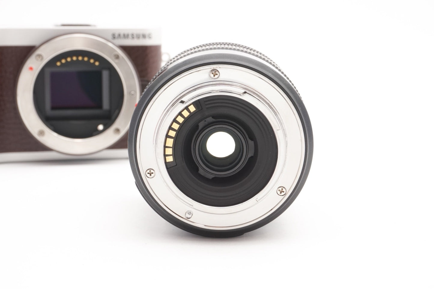 Samsung NX300 Digitalkamera + 18-55mm Kit Kamera Systemkamera DSLM | Refurbished