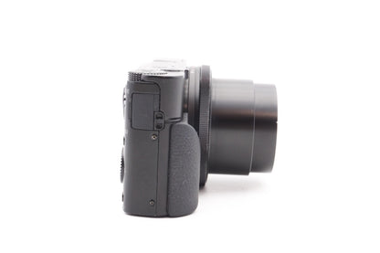 Sony DSC-RX100 Digitalkamera Kamera Kompaktkamera CyberShot Zoom  - Refurbished