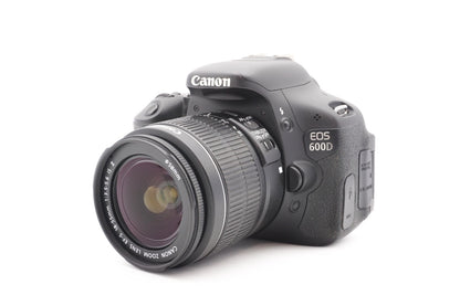 Canon EOS 600D Digitalkamera Kamera + EF-S 18-55mm IS II Objektiv | Refurbished