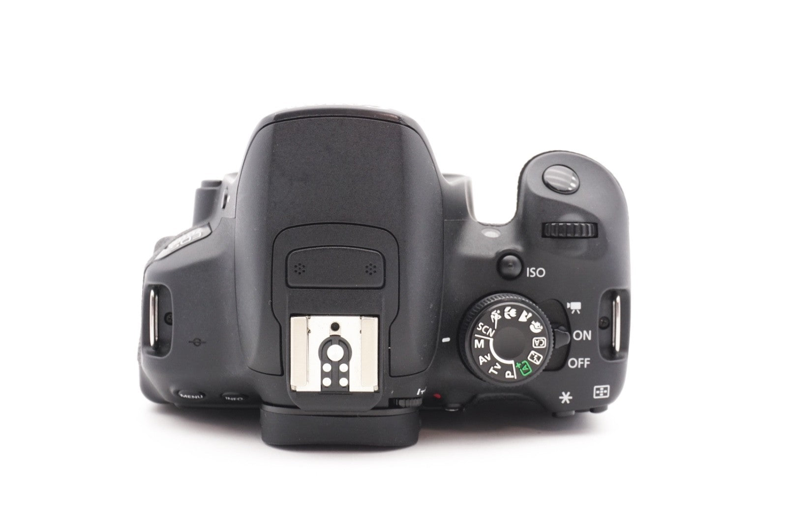 Canon EOS 700D Digitalkamera DSLR Kamera + EF-S 18-55mm II Kit | Refurbished