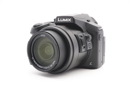 Panasonic Lumix DMC-FZ300 Digitalkamera Bridgekamera Superzoom | Refurbished