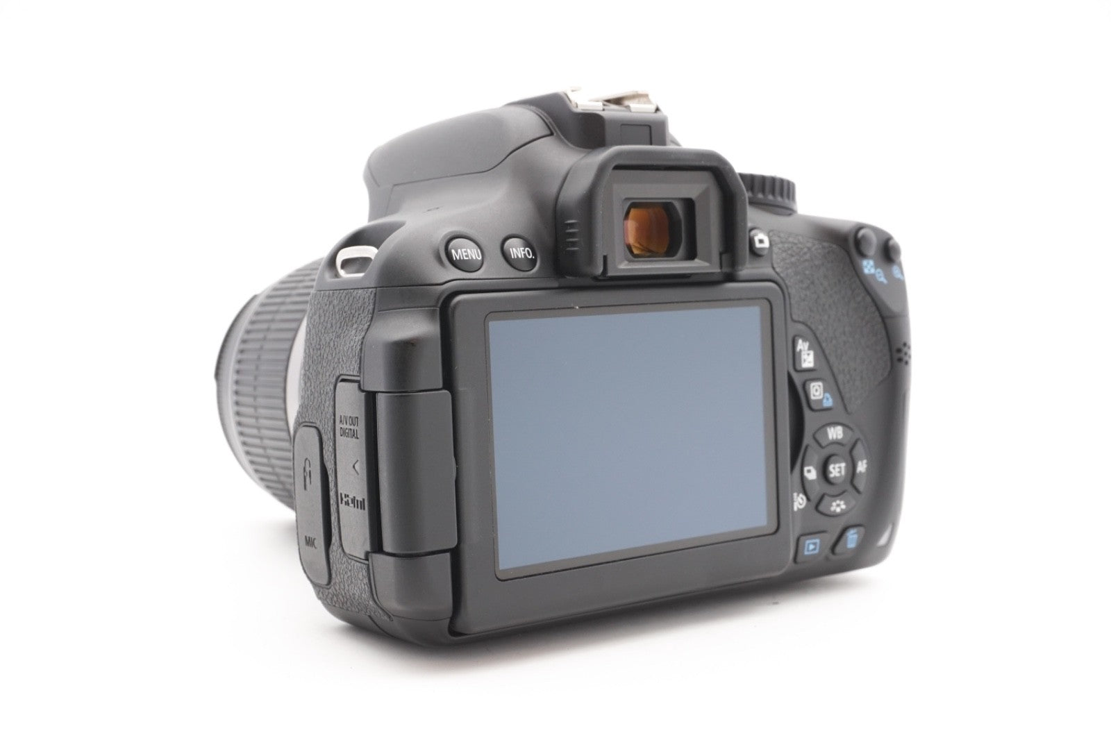 Canon EOS 650D DSLR Digitalkamera Kamera Kit 18-55mm Objektiv – Refurbished