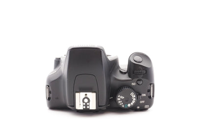 Canon EOS 1000D Digitalkamera Spiegelreflex Kamera + EF-S 18-55mm II Refurbished