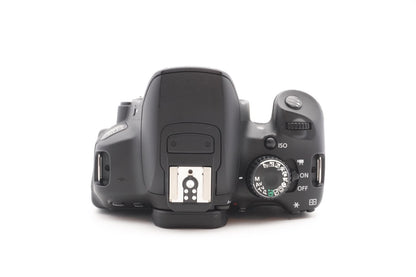 Canon EOS 650D DSLR Digitalkamera Kamera Kit 18-55mm Objektiv – Refurbished