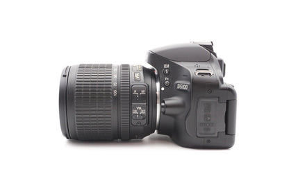 Nikon D5100 Digitalkamera Kamera DSLR + AF-S 18-105mm Objektiv – Refurbished