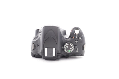 Nikon D5100 Digitalkamera Kamera DSLR + AF-S 18-105mm Objektiv – Refurbished
