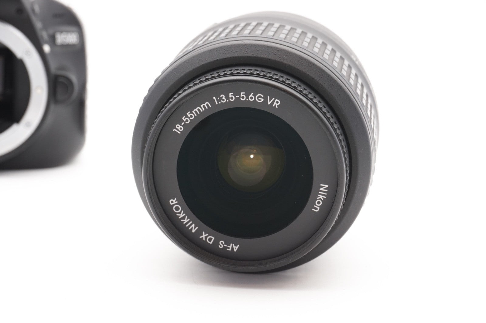 Nikon D5100 Digitalkamera Kamera DSLR + AF-S 18-55mm G VR Objektiv – Refurbished