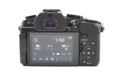 Panasonic Lumix DMC-G81 Digitalkamera Kamera Systemkamera Body – Refurbished