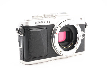 Olympus PEN E-PL7 Systemkamera Digitalkamera Kamera Body MFT – Refurbished