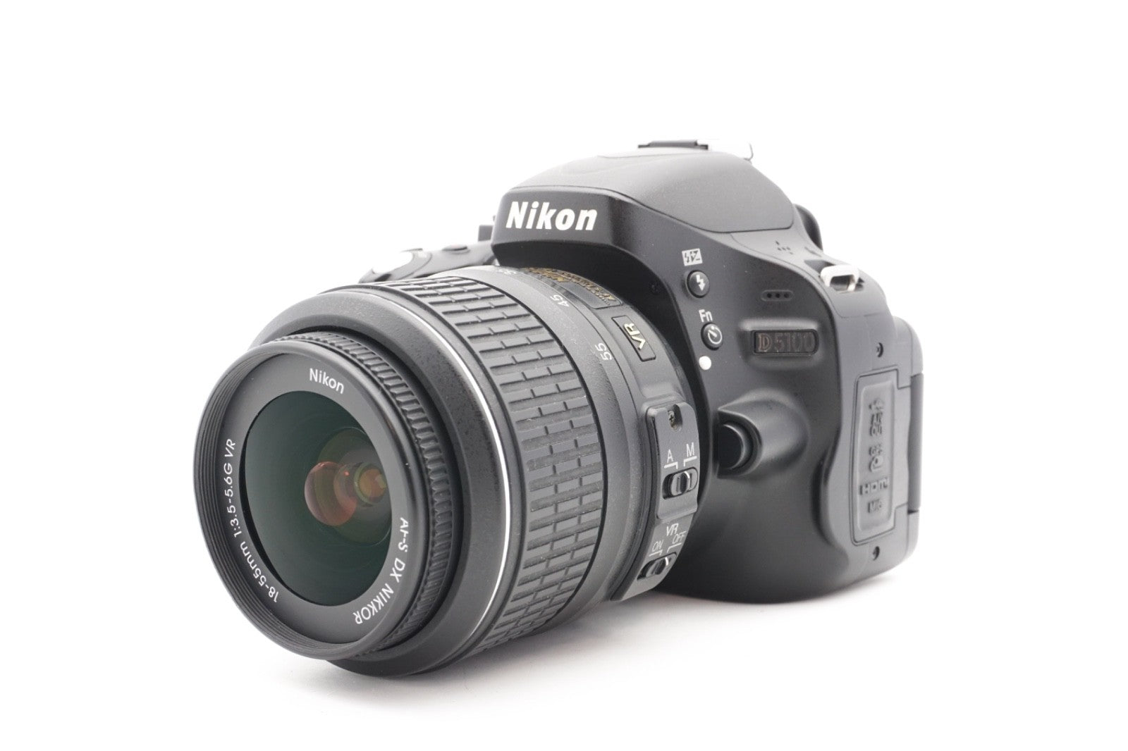 Nikon D5100 Digitalkamera + AF-S 18-55mm G VR Spiegelreflex Kamera – Refurbished