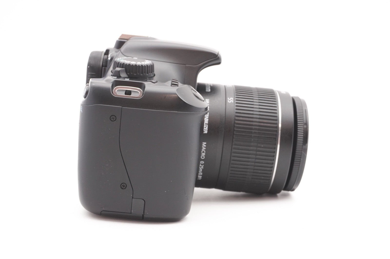 Canon EOS Rebel T3 (1100D) Digitalkamera Kamera DSLR EF-S 18-55mm - Refurbished