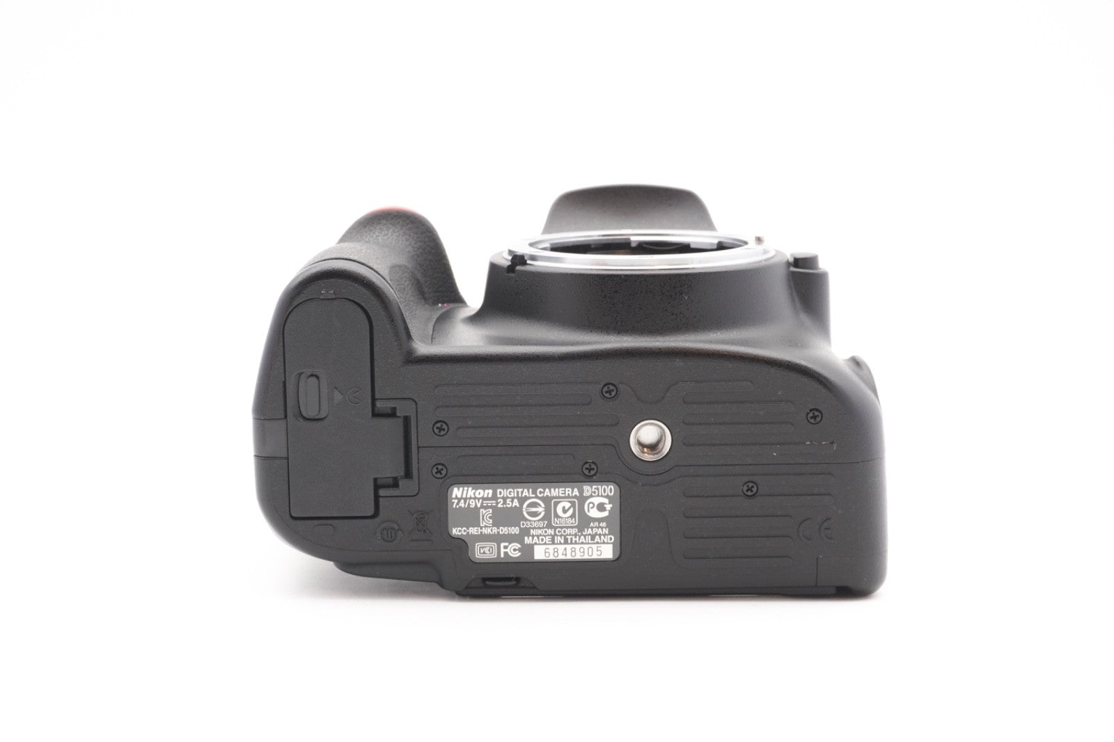 Nikon D5100 Digitalkamera Kamera DSLR + AF-S 18-55mm G VR Objektiv – Refurbished