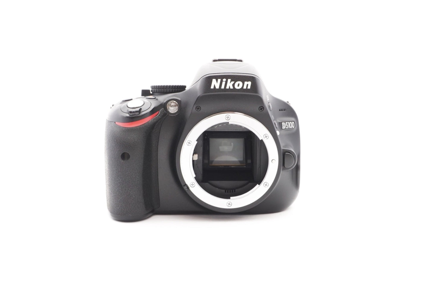 Nikon D5100 Digitalkamera Kamera DSLR + AF-S 18-105mm Objektiv – Refurbished