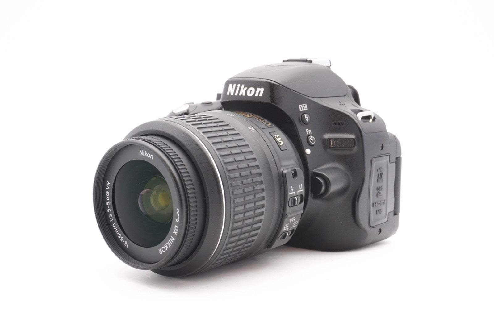 Nikon D5100 Digitalkamera Kamera DSLR + AF-S 18-55mm G VR Objektiv – Refurbished
